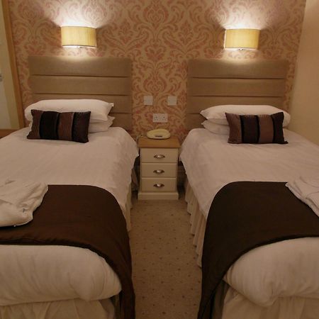 Bedford Hotel ليثام سانت أنيه الغرفة الصورة