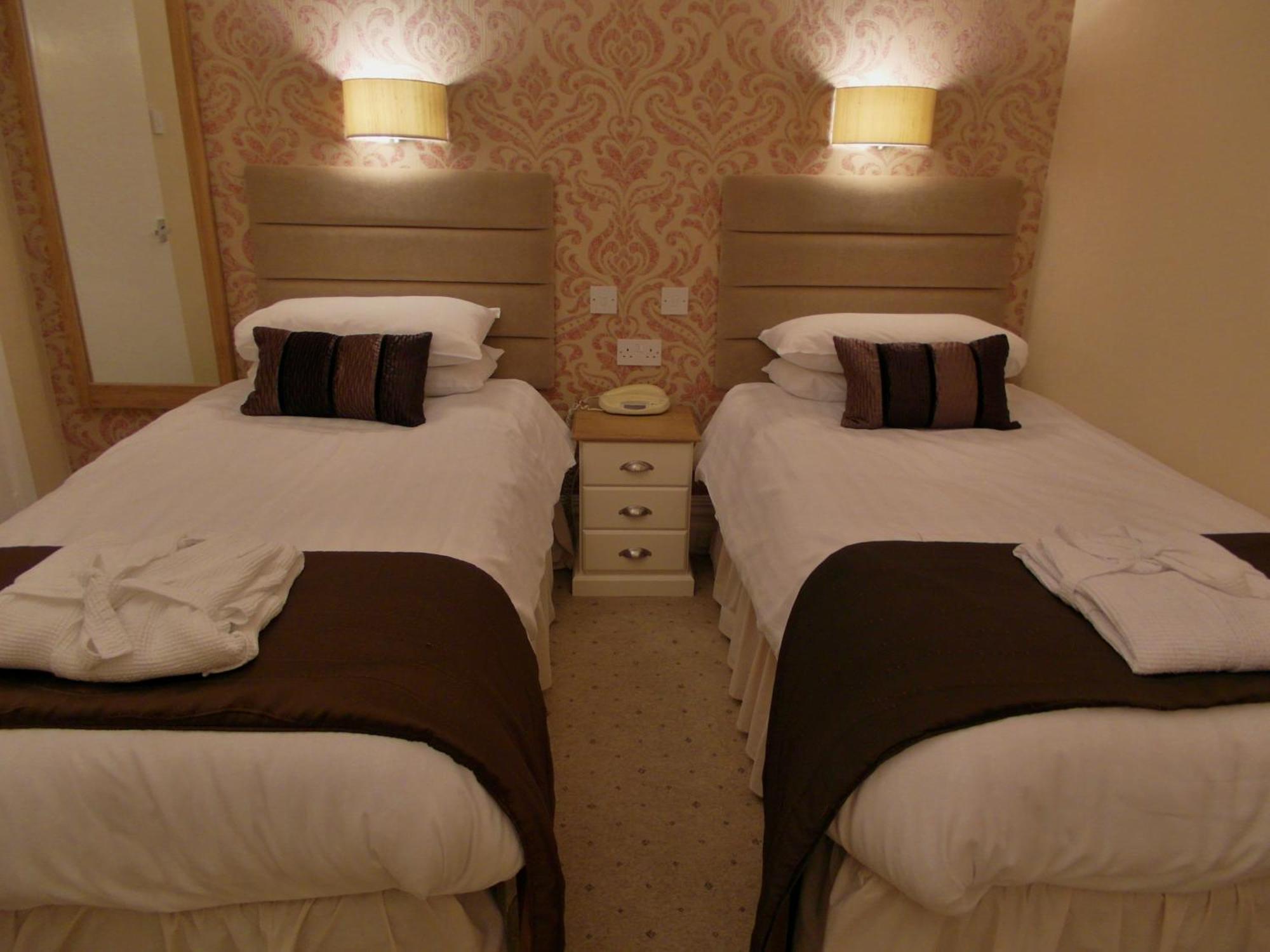 Bedford Hotel ليثام سانت أنيه الغرفة الصورة