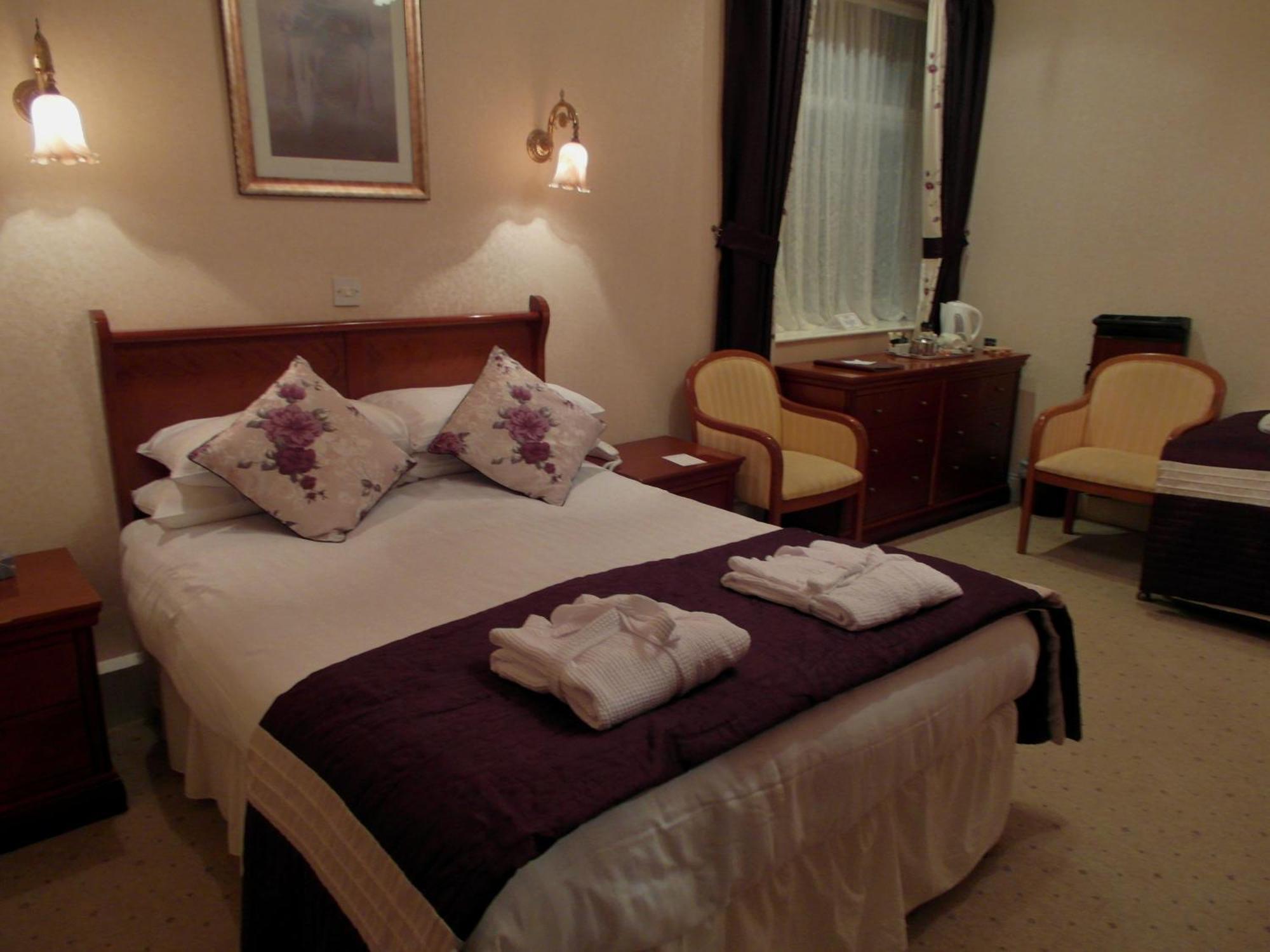 Bedford Hotel ليثام سانت أنيه الغرفة الصورة