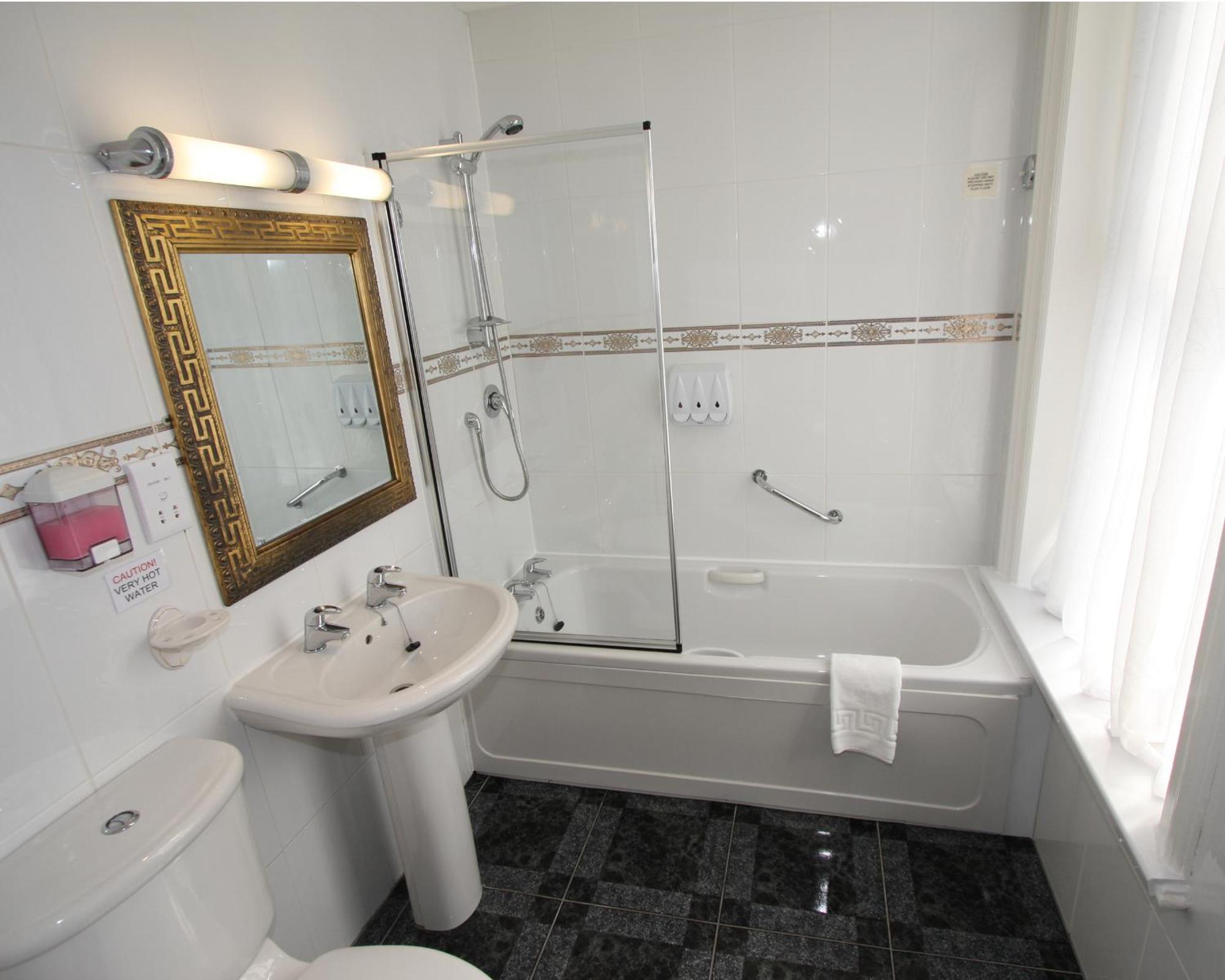 Bedford Hotel ليثام سانت أنيه الغرفة الصورة