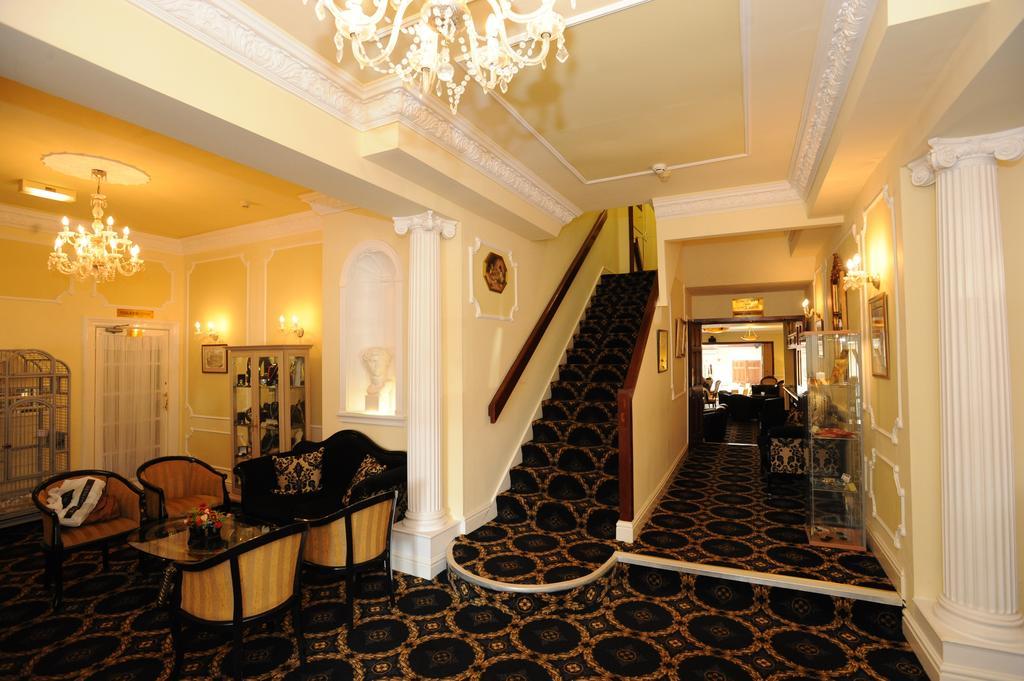 Bedford Hotel ليثام سانت أنيه المظهر الخارجي الصورة