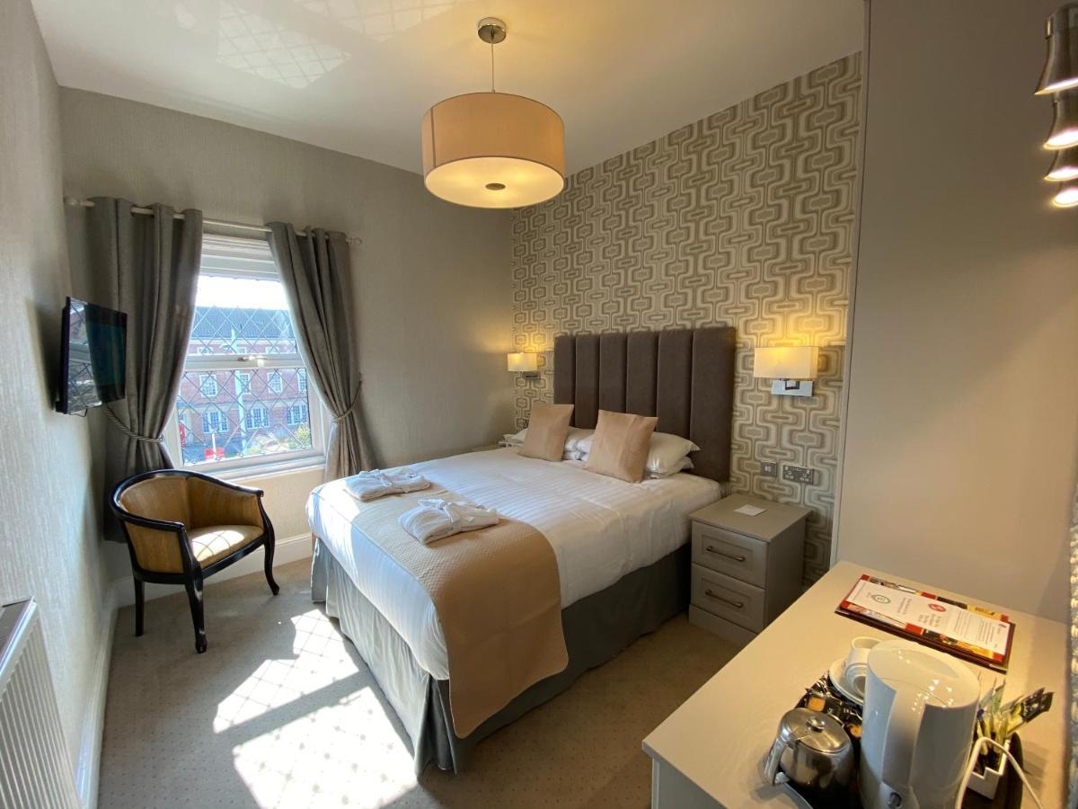 Bedford Hotel ليثام سانت أنيه المظهر الخارجي الصورة