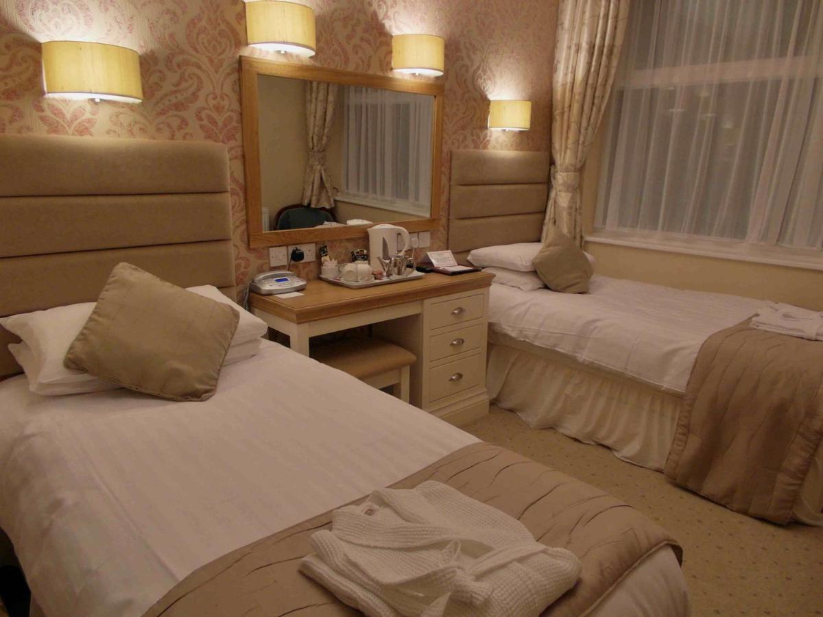 Bedford Hotel ليثام سانت أنيه المظهر الخارجي الصورة